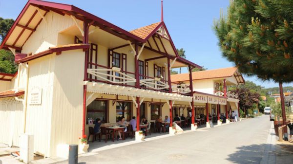 Restaurant Hôtel De La Plage Chez Magne à Lège Cap Ferret