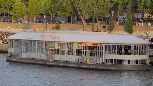 Restaurant Rosa Bonheur Sur Seine A Paris En Video
