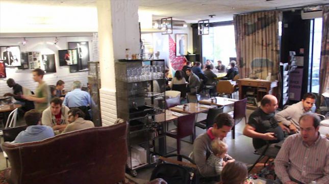 Le Renoma Café à Paris