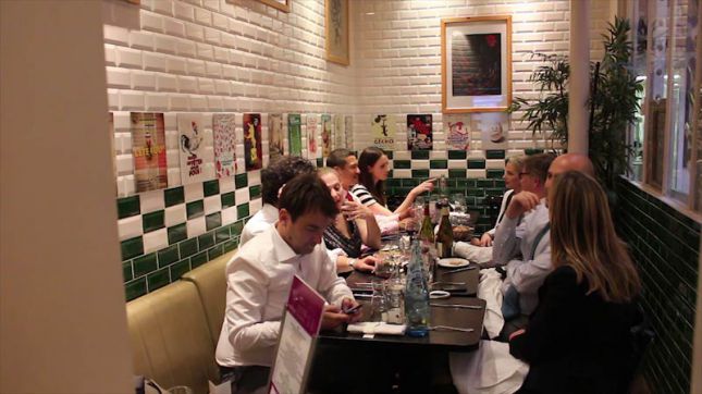 Les Fous de l'Ile à Paris
