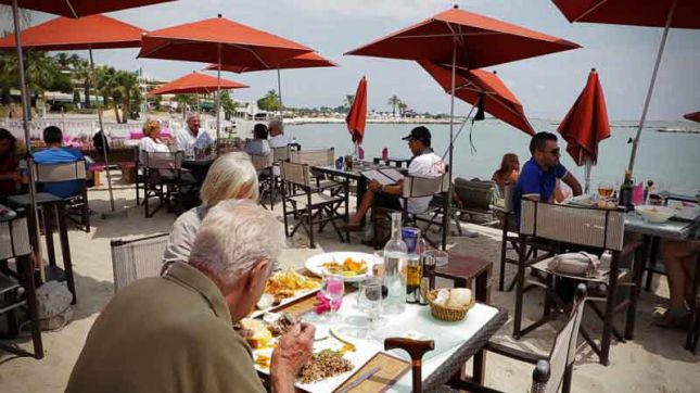 Beach Club à Saint-Laurent-du-Var