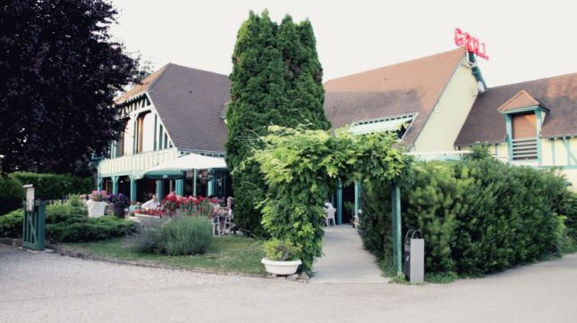 Hôtel Le Pan de Bois ** à Bréviandes