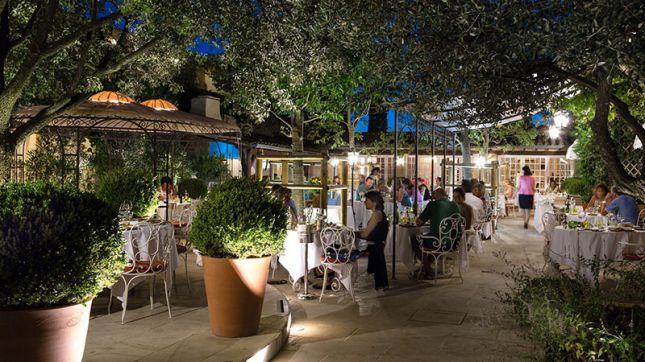 Restaurant Auberge de Cassagne ***** à Pontet