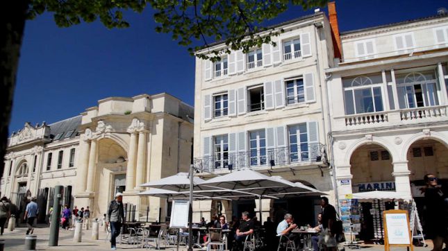 La Dame de Trèfle à La Rochelle