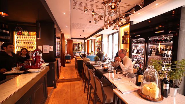 Bistro de L'Arc à Paris