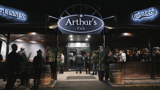 Arthur's Pub à Lanton