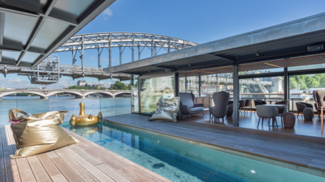 Off Seine à Paris