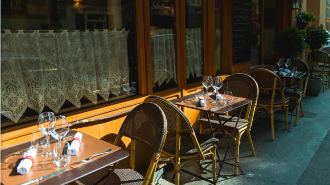 Le Petit Pontoise à Paris