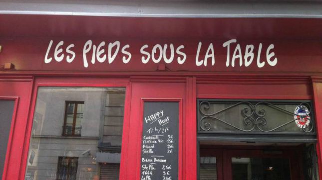 Les Pieds Sous la Table à Paris