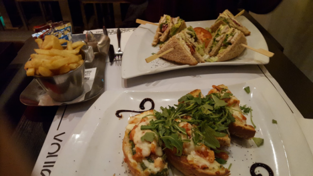 Café Voulez Vous à Paris