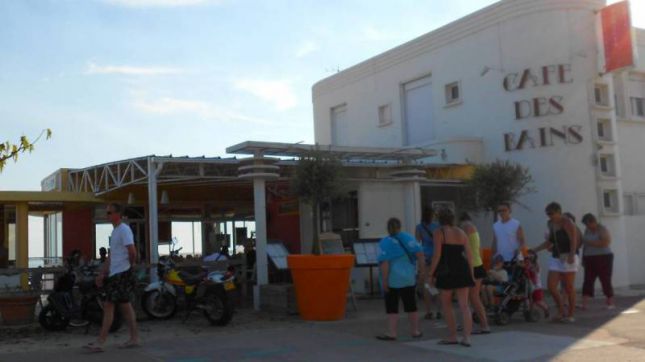 Le Café des bains à La Rochelle