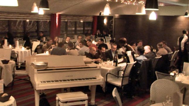 River Café à Issy-les-Moulineaux