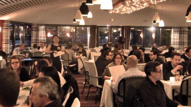 River Café à Issy-les-Moulineaux