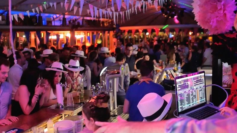 Restaurant Rosa Bonheur Sur Seine A Paris En Video