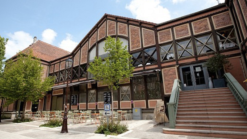 Café de la Jatte à Neuilly-sur-Seine