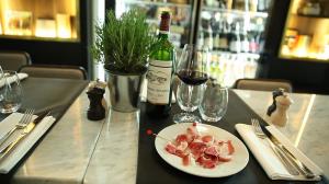 Bistro de L'Arc à Paris