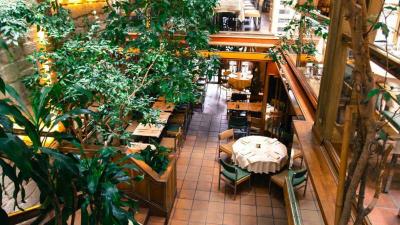Restaurant Au petit Victor Hugo - Paris